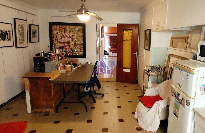 Hyères Centre Historique   Appartement 2 pièces de 49m2 loué — photo 2