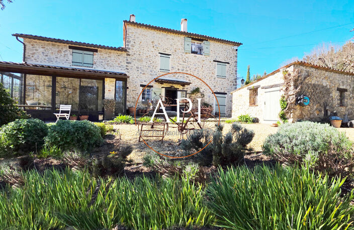 Bastide en pierre à FAYENCE — photo 3