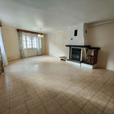 Maison 9 pièces 240000 €