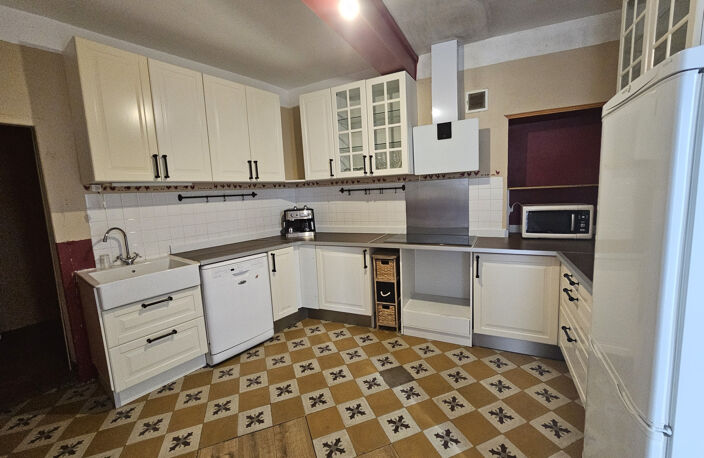 Fons (30730) Maison de Caractère en Pierre 257m2 & Potentiel Locatif — photo 2