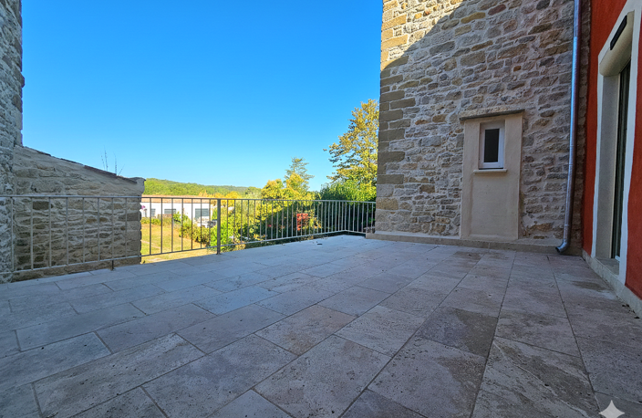 Fons (30730) Maison de Caractère en Pierre 257m2 & Potentiel Locatif — photo 5