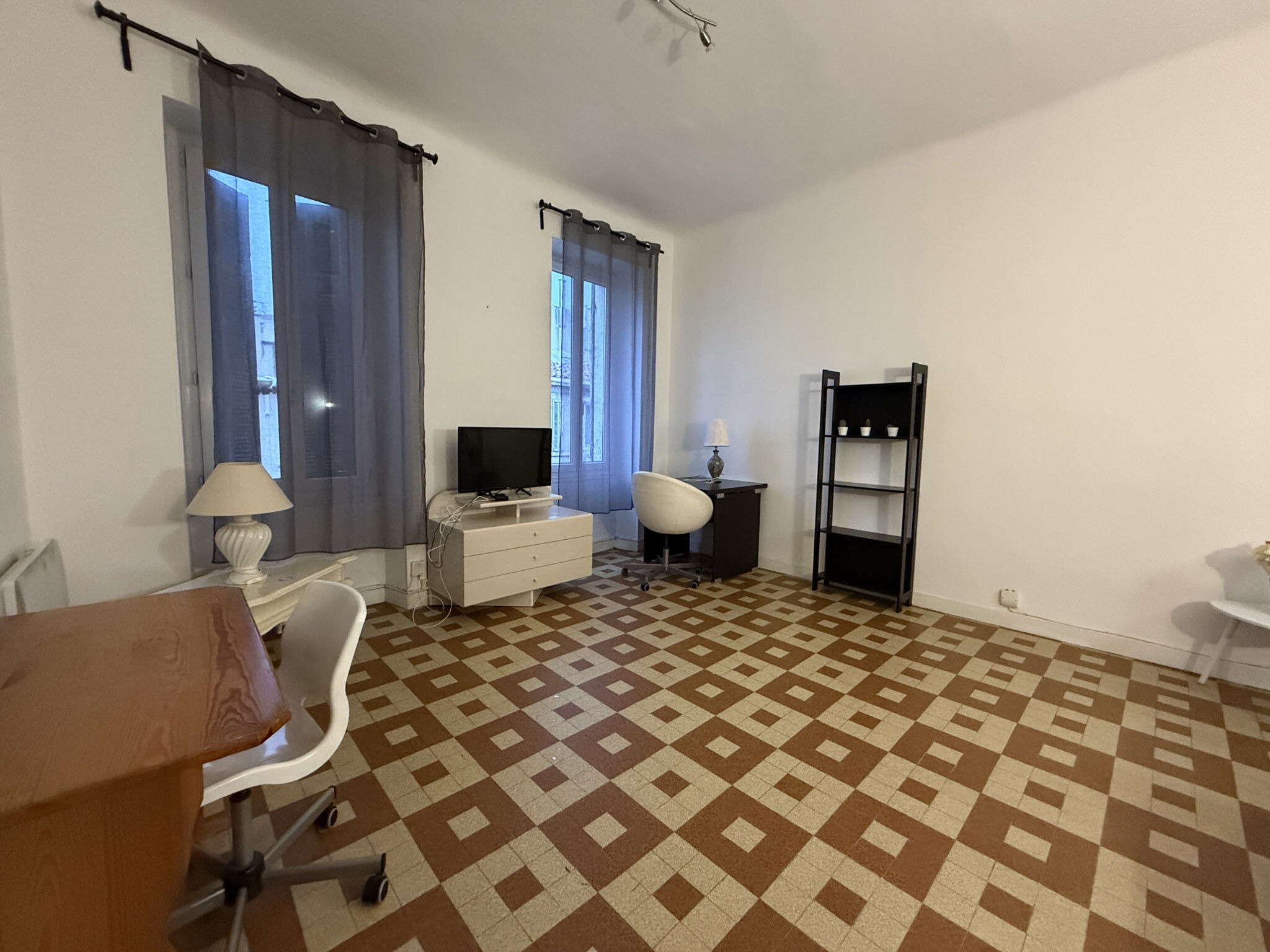 Appartement  T1 à louer Marseille 8eme 13008