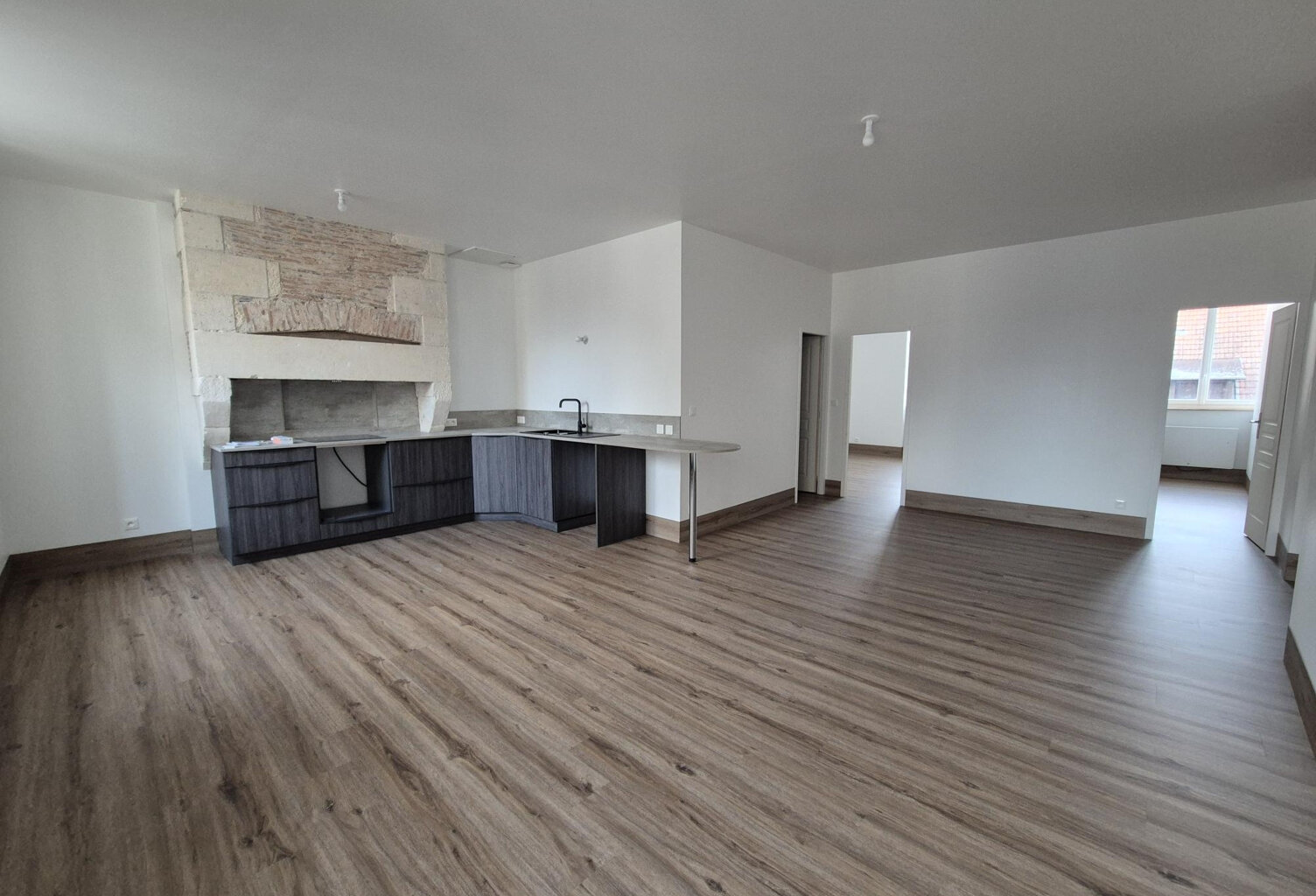Superbe T4 neuf au coeur du centre ville libre de suite — photo 1