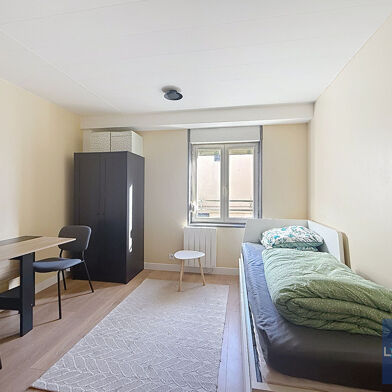 Appartement 1 pièces 450 €