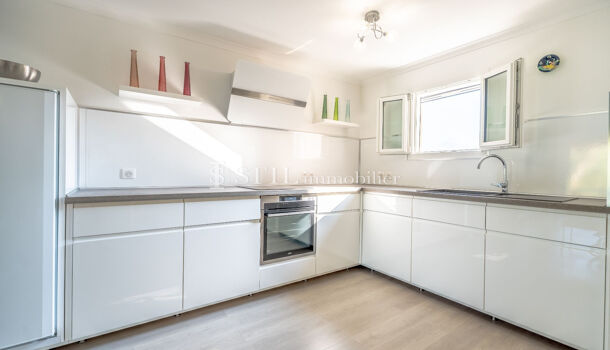 Appartement 3 pièces  à vendre Fréjus 83600