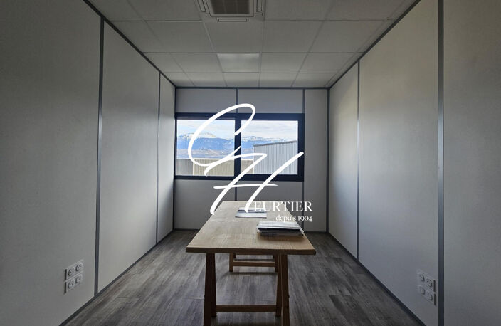 Immobilier Professionnel à vendre Voiron — photo 3