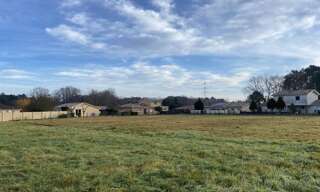 Terrain  600 m² à vendre à Léognan (33850)