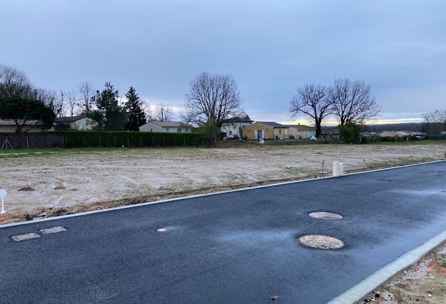 Terrain à bâtir à Saint-Caprais-de-Bordeaux (33880) — photo 1
