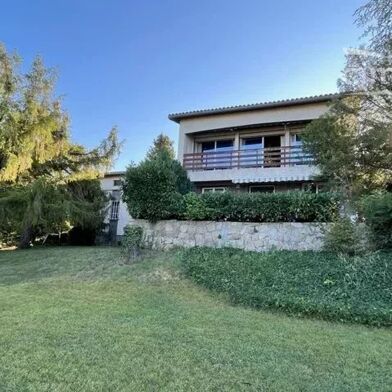 Maison 10 pièces 349500 €