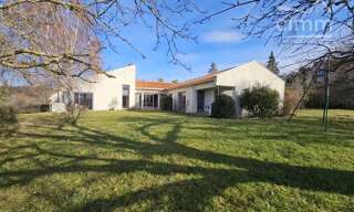 Maison 12 Pièces 280 m² à vendre à Mirefleurs (63730)