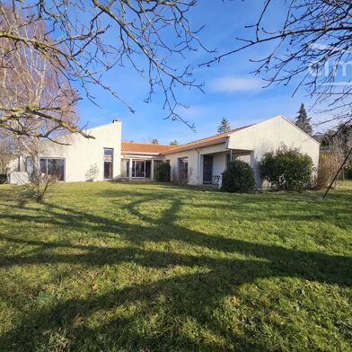 Maison 12 pièces 519800 €