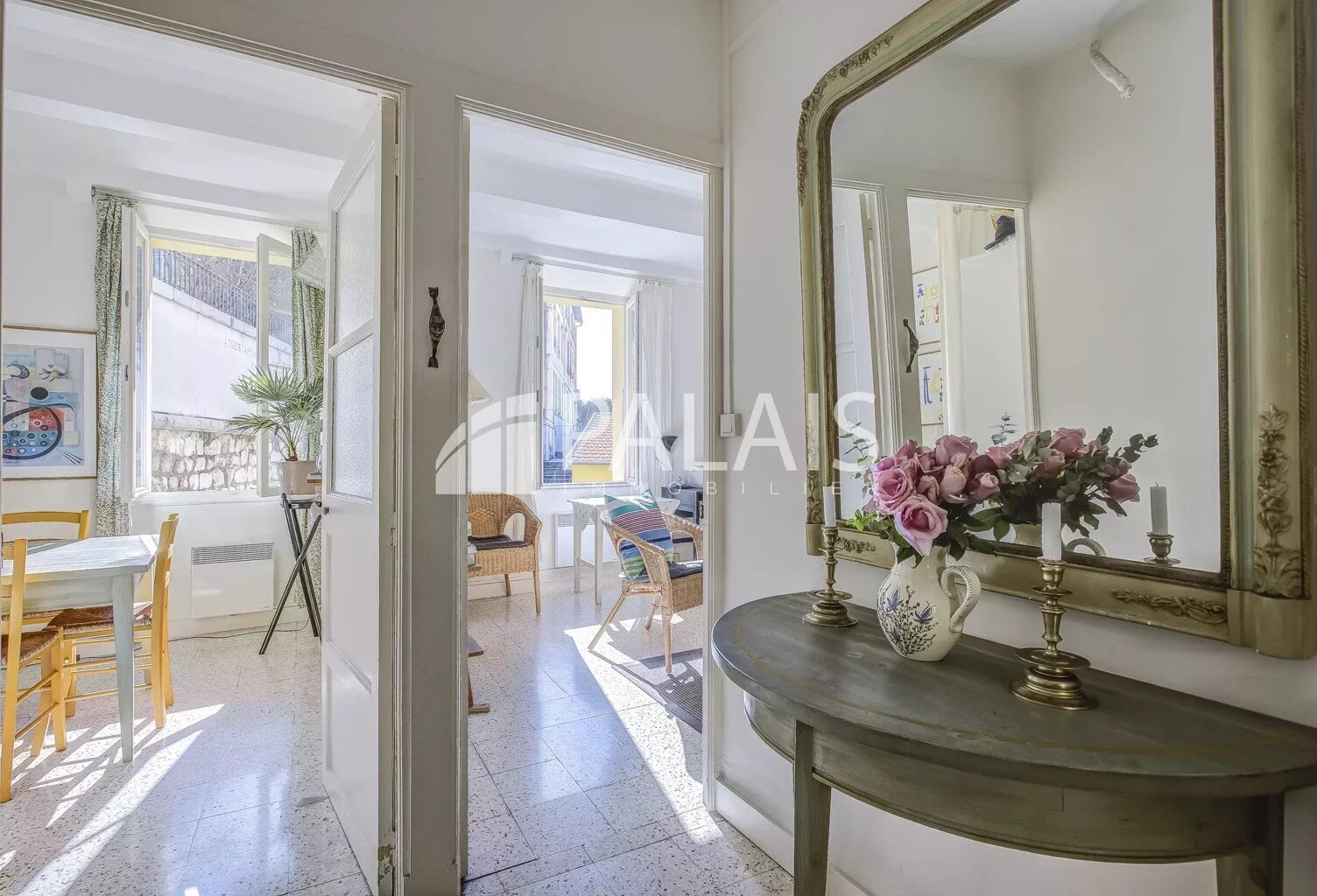 3 pièces balcon vieux Nice — photo 1