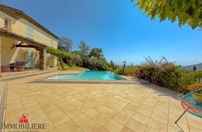 VILLA A VENDRE VUE MER 5 CHAMBRES CAVALAIRE-SUR-MER — photo 2