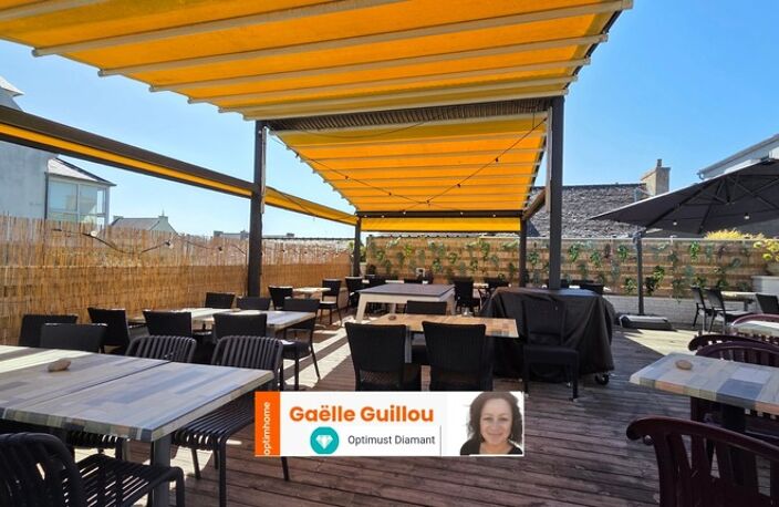ILE DE BATZ : Murs commerciaux Bar Restaurant + Logement — photo 4