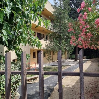 Immeuble  1998000 €