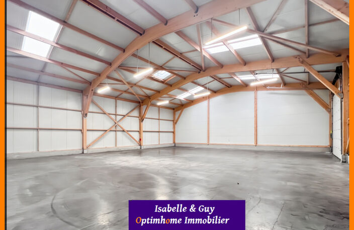 Zone industrielle, bâtiment entrepôt de 1 000 m² — photo 3