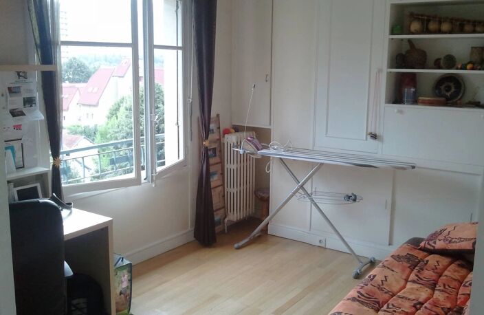 10 SAINT EYNARD - T3 de 63 m² — photo 4