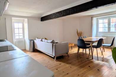 Appartement 3 pièces 1364 €