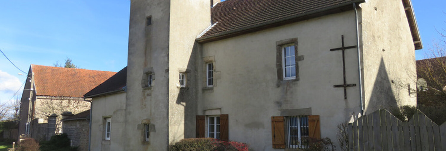 Maison 10 Pièces 239 m² à vendre à Semur-en-Auxois (21140)