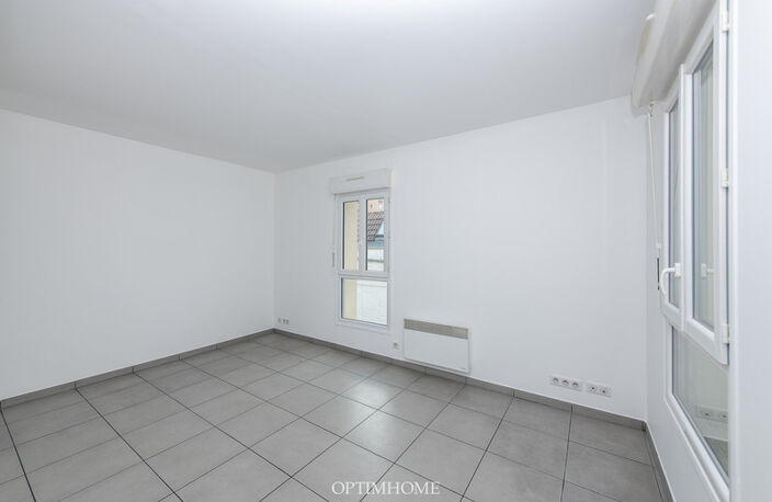 Courbevoie – Triplex 62 m² esprit maison – Calme absolu & lumière — photo 3