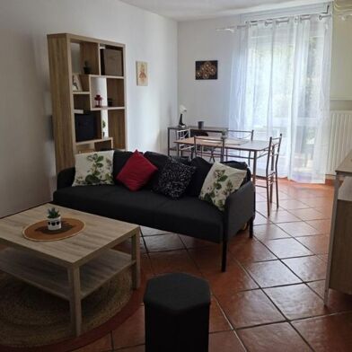 Appartement 2 pièces 880 €