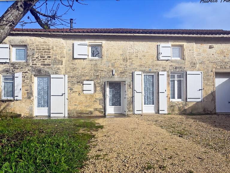 Maison viager à vendre occupé 5 pièces  proche de MATHA commune de THORS (17) — photo 1