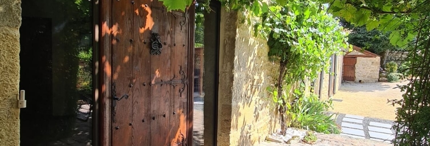 Maison 8 Pièces 220 m² à vendre à Saint-Cybranet (24250)
