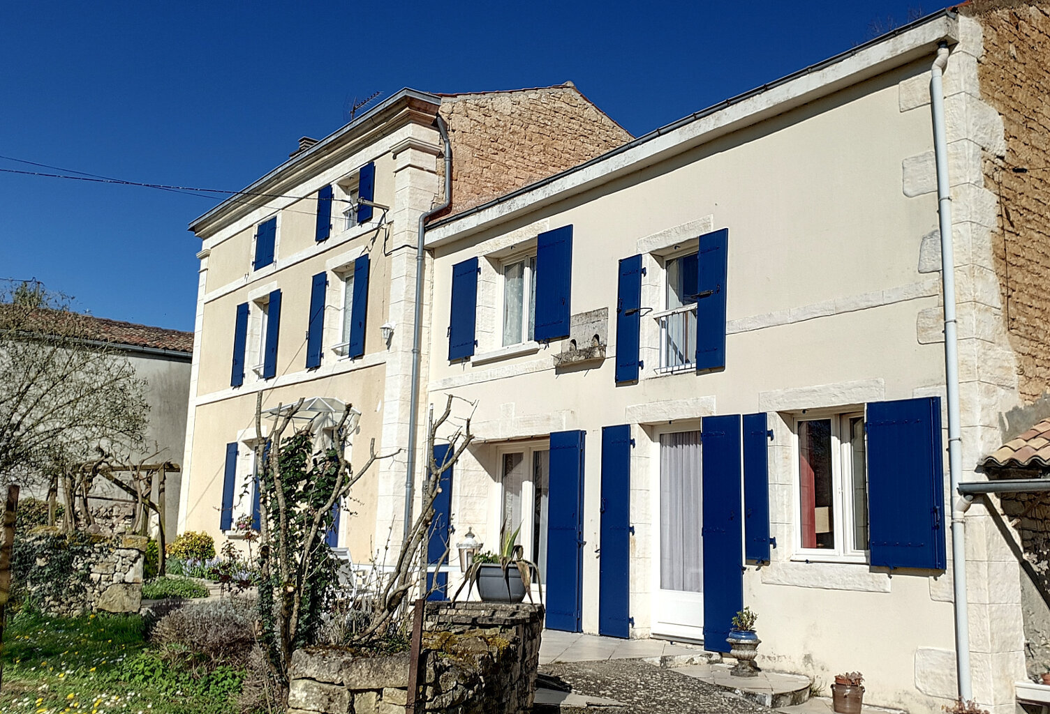 Maison à vendre 6 pièces  (79) — photo 1