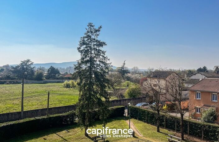 Trévoux 01600 - T4 83.19m² Loi Carrez - Balcon + Cave + Garage — photo 2
