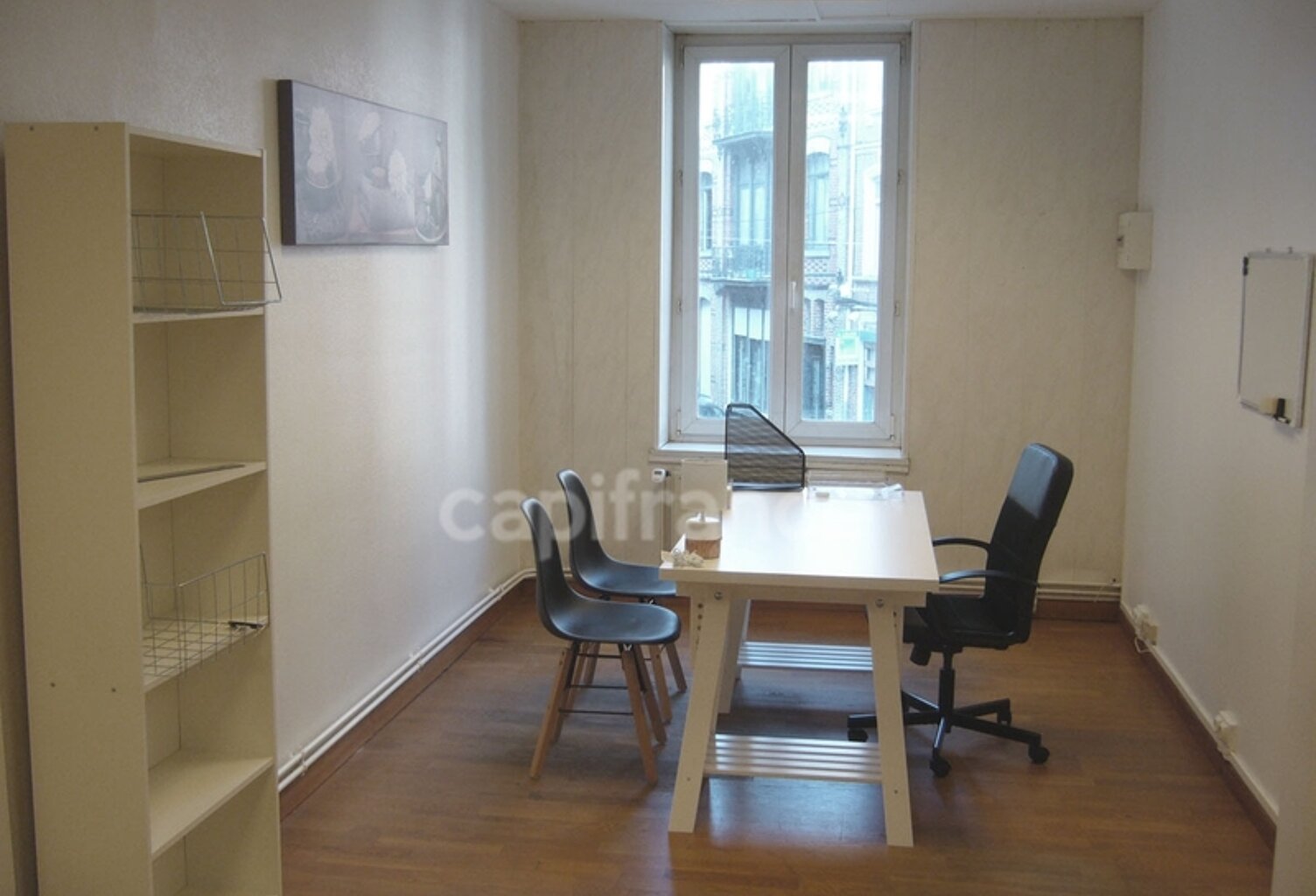 Local/bureau à louer ROUBAIX (59)Bureau meublé 22 m2 Hôtel de ville Roubaix- Zone franche — photo 1