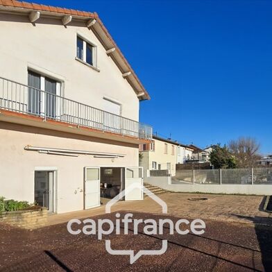 Maison 4 pièces 240000 €