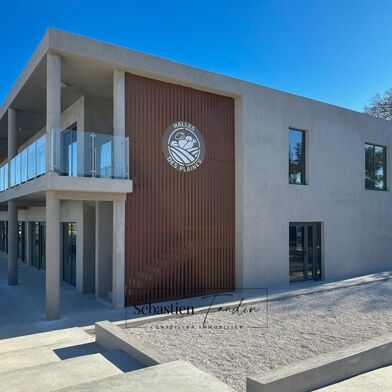 Bureau 1 pièces 865 €