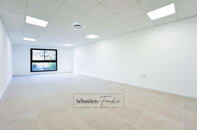 Bureau 1 pièces 1098 €