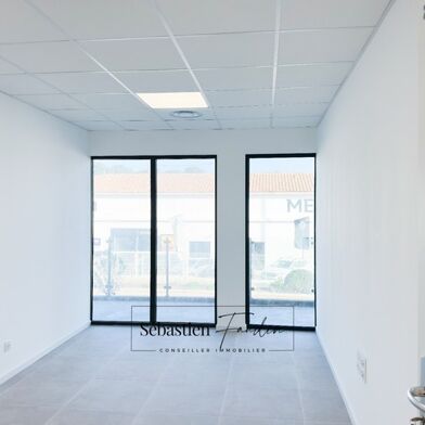 Bureau 1 pièces 668 €