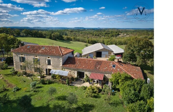 Propriété avec vue 360° sur l’essentiel : un domaine d’exception dédié à la vie équestre TOURNON D'AGENAIS (47) — photo 3