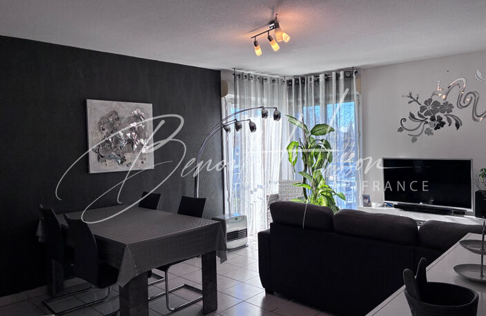 Appartement T3 de 65.19m² avec balcon et 2 places de parkings — photo 2