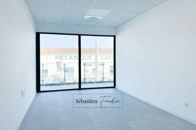 Bureau 1 pièces 671 €