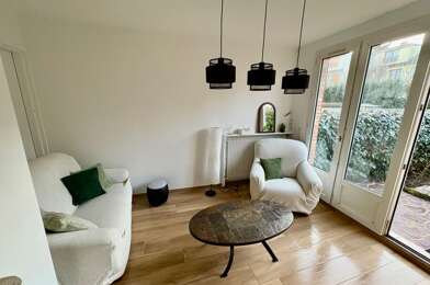 Maison 4 pièces 2100 €