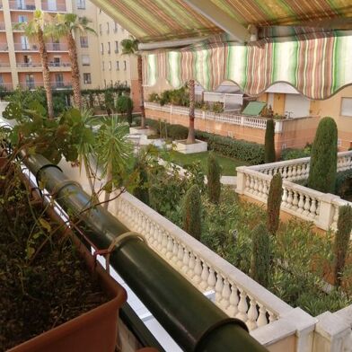 Appartement 3 pièces 1190 €