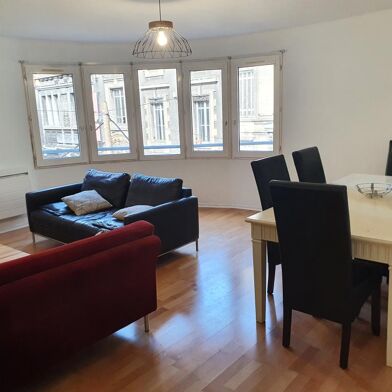Appartement 3 pièces 1300 €