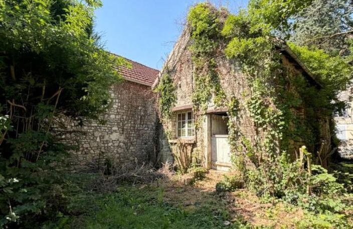 BEYNES (78) - Grange 40m² au sol à aménager — photo 3