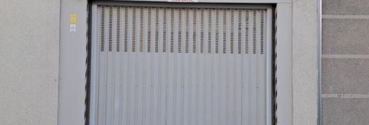 Garage   m² à louer à Lyon 7 (69007)