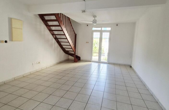 MAISON T4 MITOYENNE + JARDIN + 2 PLACES PRIVATIVES + ACCES MER 97115 295 000€ — photo 3