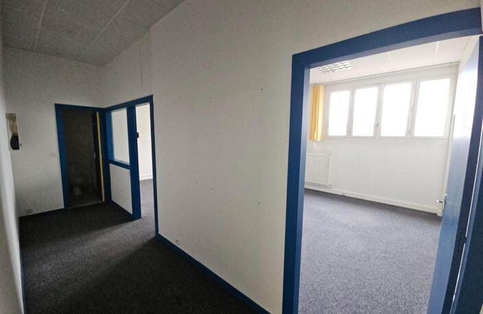 Vente commerce  132 m² Tours (37000) — photo 4