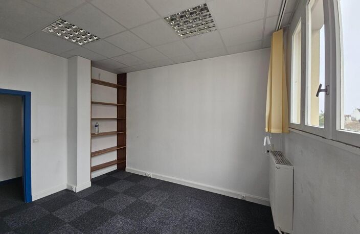 Vente commerce  132 m² Tours (37000) — photo 5