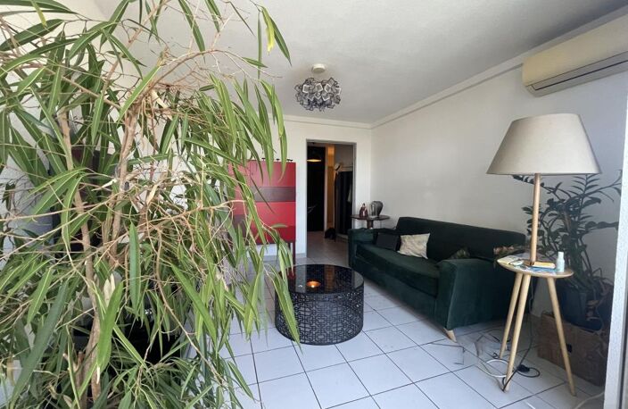 Appartement À Vendre — photo 2