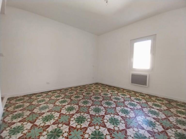 SAINT-THIBERY - Maison T2 à louer — photo 1