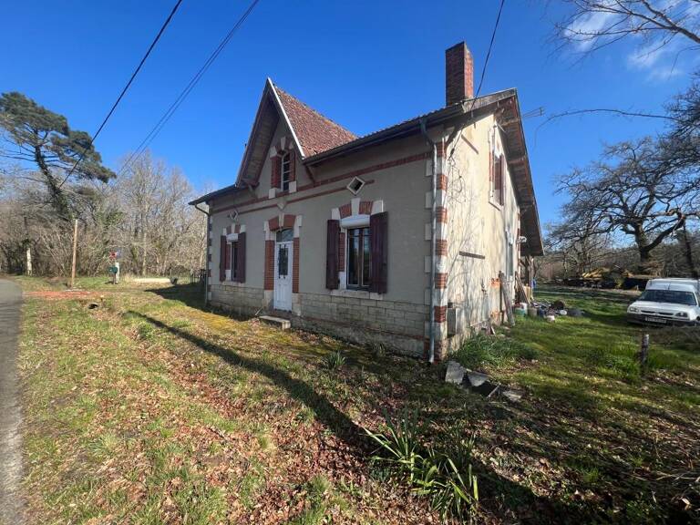 Maison À Vendre — photo 1