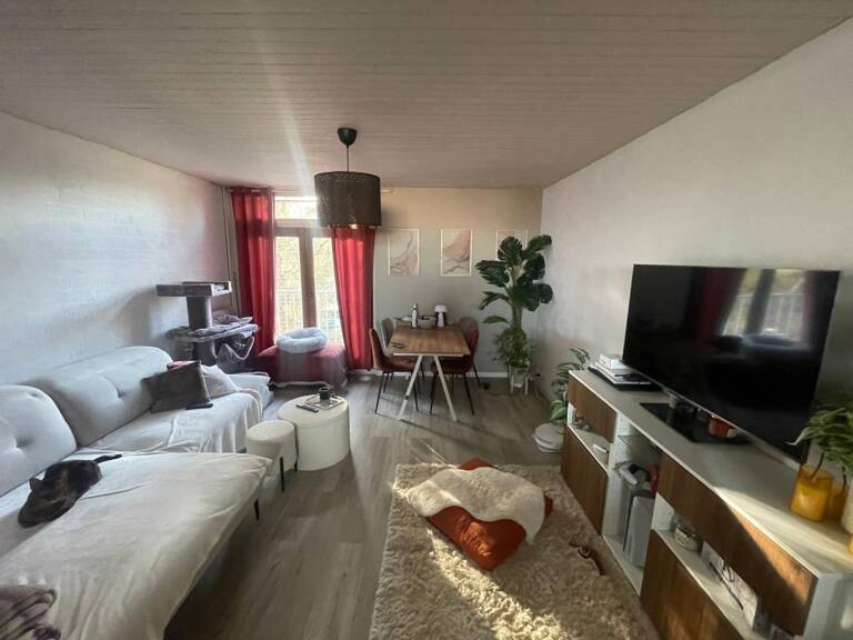 A VENDRE LA SEYNE SUR MER 83500 LIMITE SIX-FOURS APPARTEMENT 3 PIECES ASCESNEUR VUE DEGAGEE — photo 1