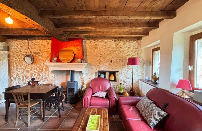Maison en pierre T2 de 85 m² + grange sur 1014 m² de terrain - SOUS COMPROMIS - PLUS DISPONIBLE — photo 5